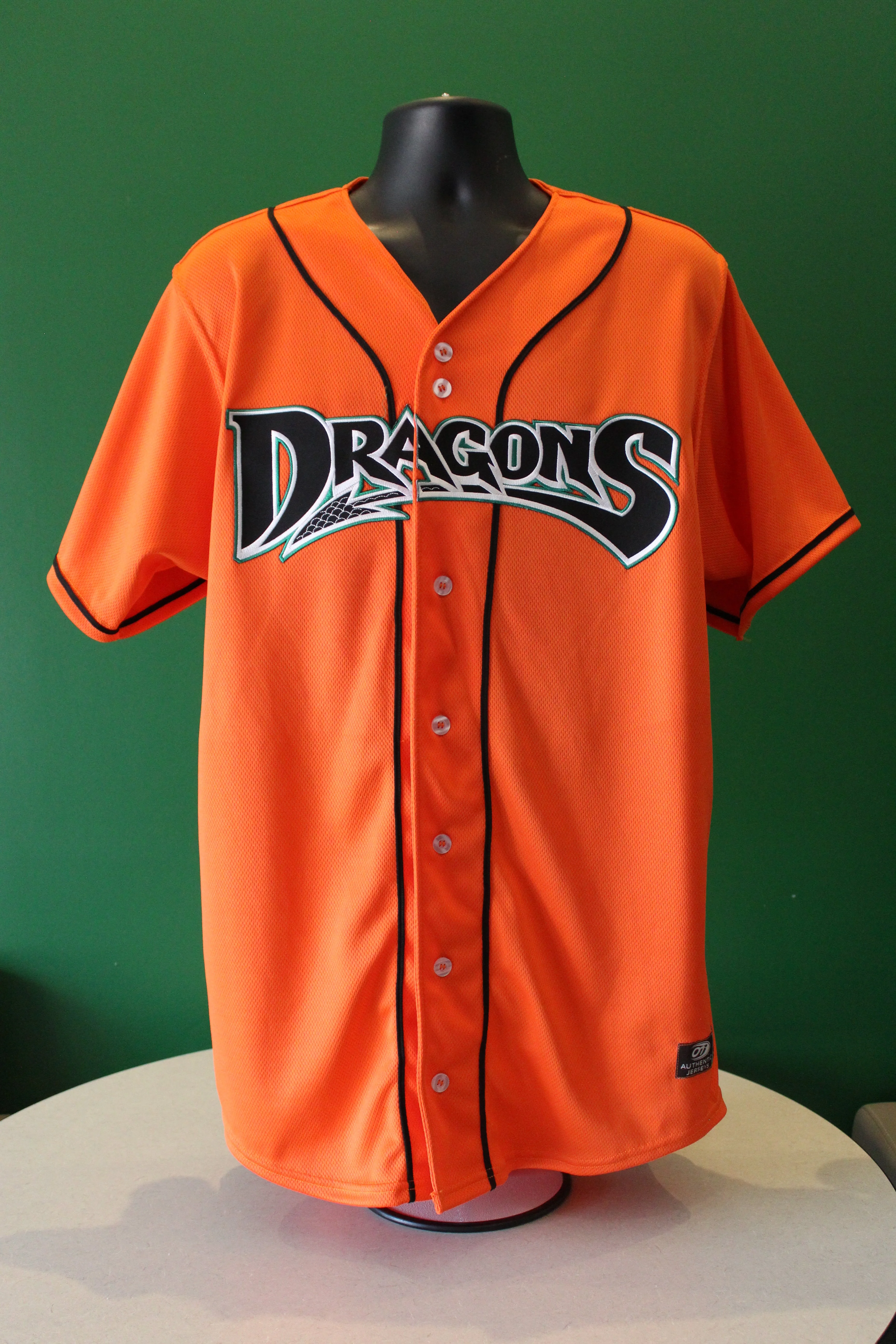 2025 Logan Wilson Celebrity Softball Autographed Jerseys - Image 4