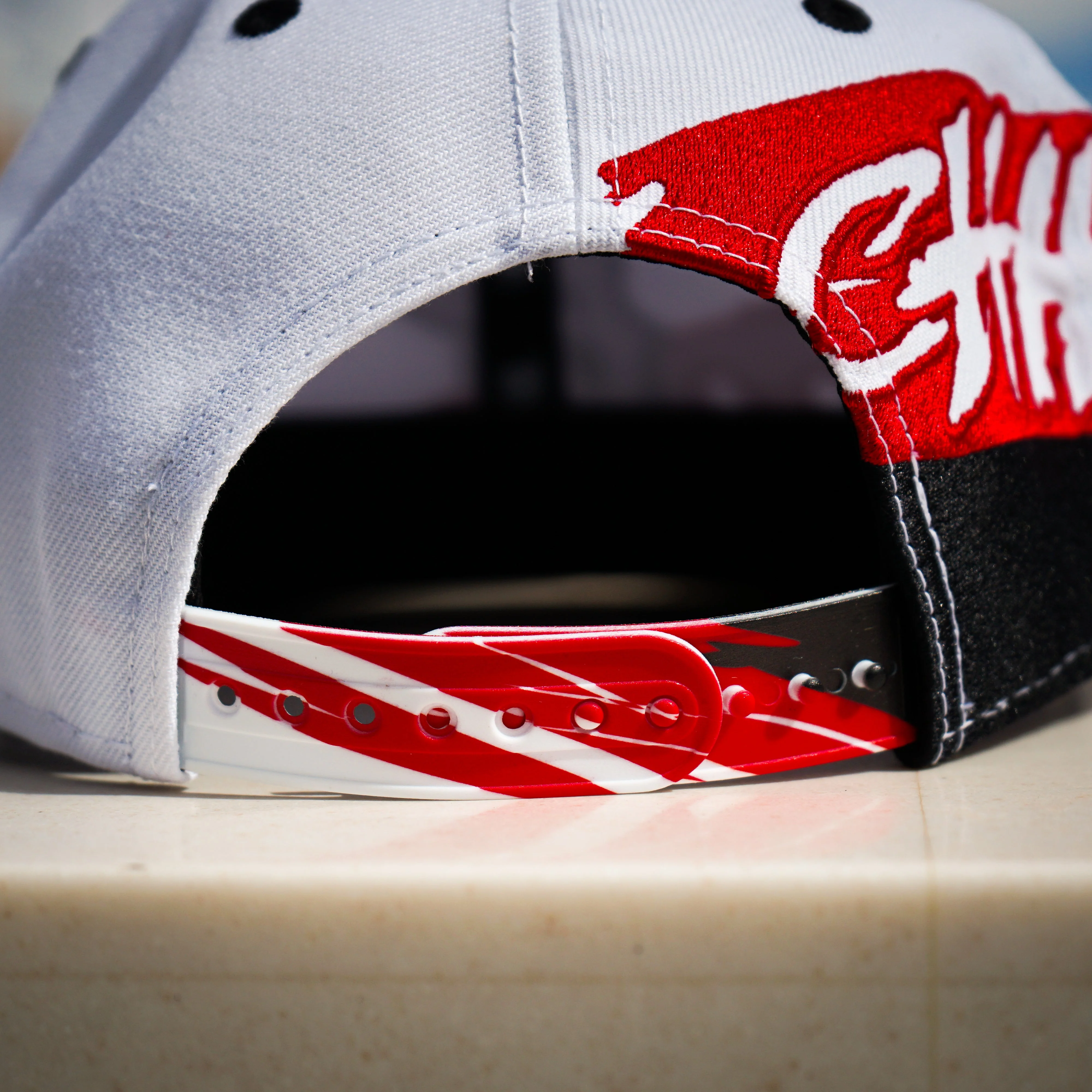 CHIHUAHUAS YOUTH SWEPT SNAPBACK HAT- NEW ERA - Image 3