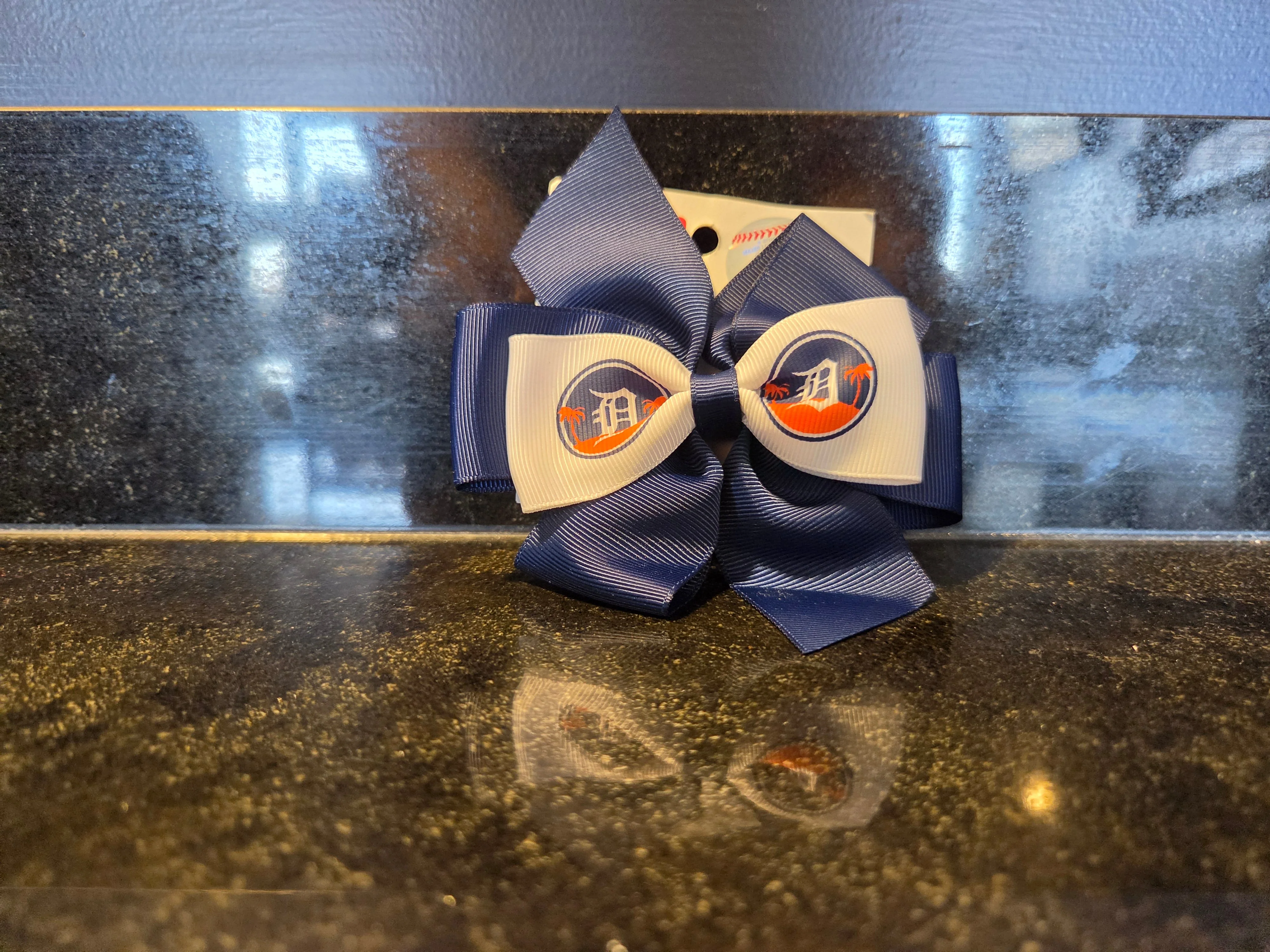 Detroit Tigers 2 Tone Bow