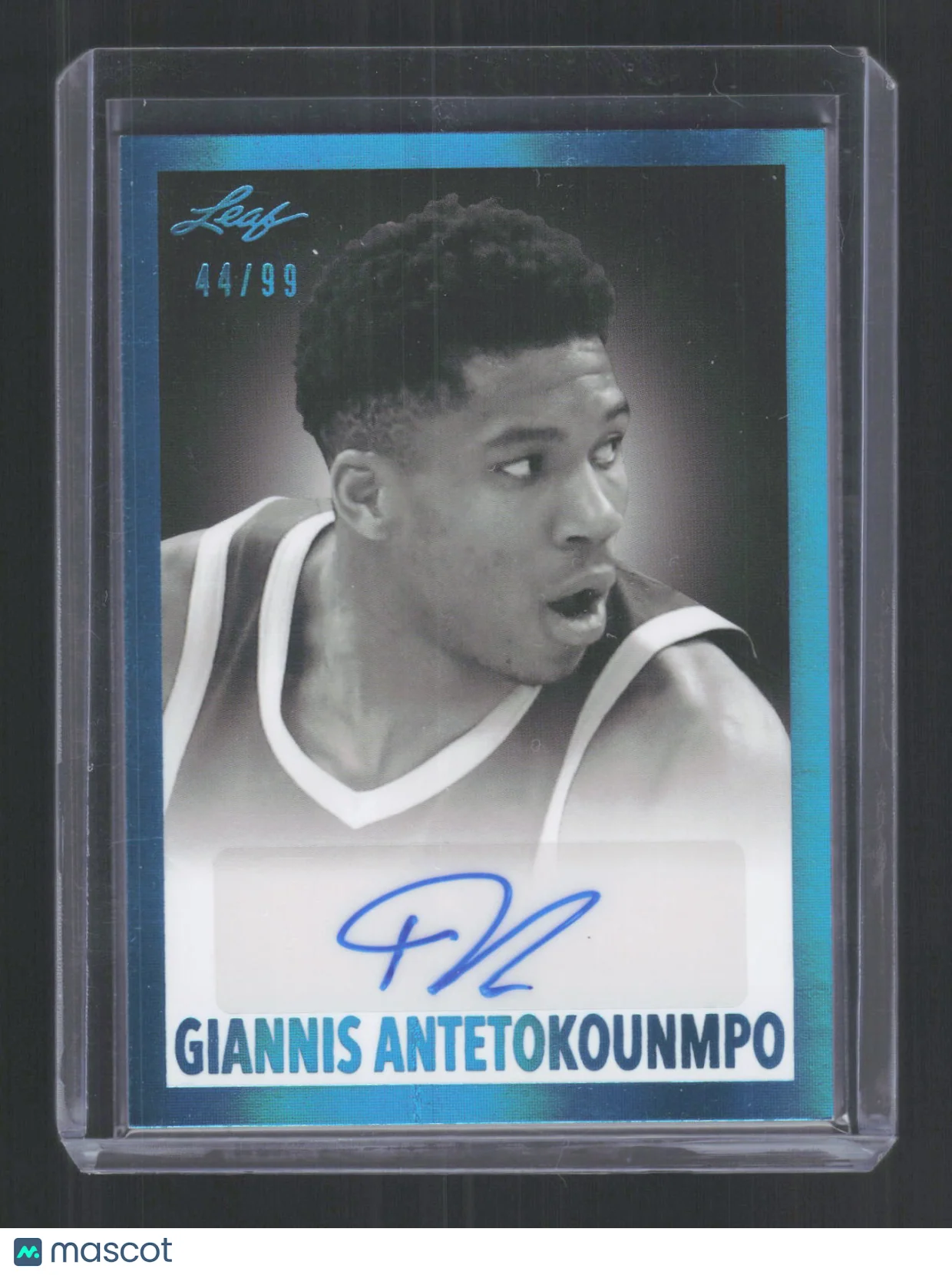 Giannis Antetokounmpo 2022 Leaf 1960 Leaf Signatures #BW-GA1 /99