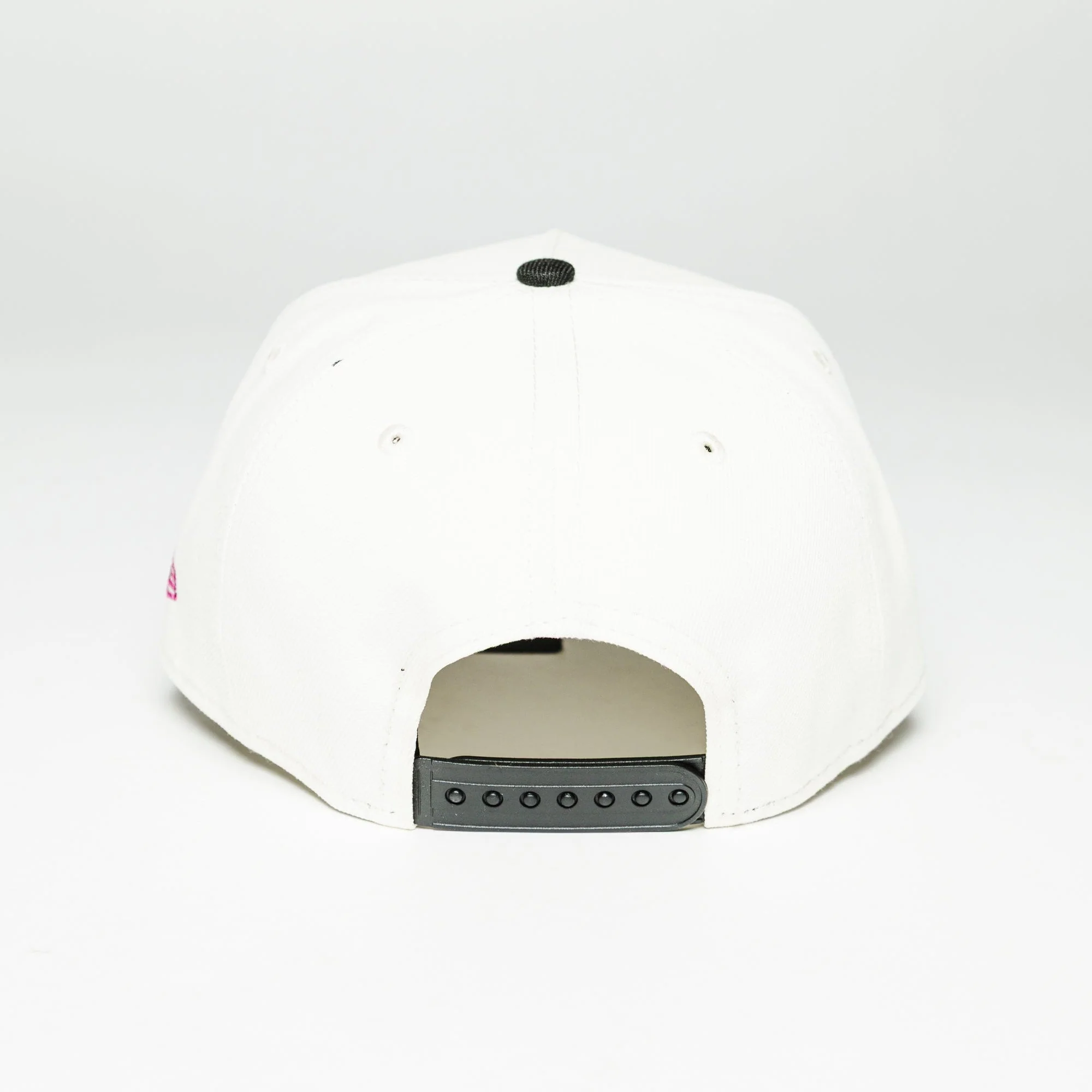 New Era 9FORTY Lilac Chrome Cap - Image 3
